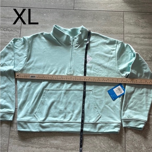 Columbia Sportswear Company Mint Green Mid zippered Women’s Sweater - Picture 2 of 11